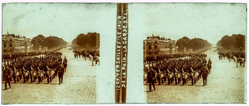 1203 Versailles : le jour — France-Versailles — 1919